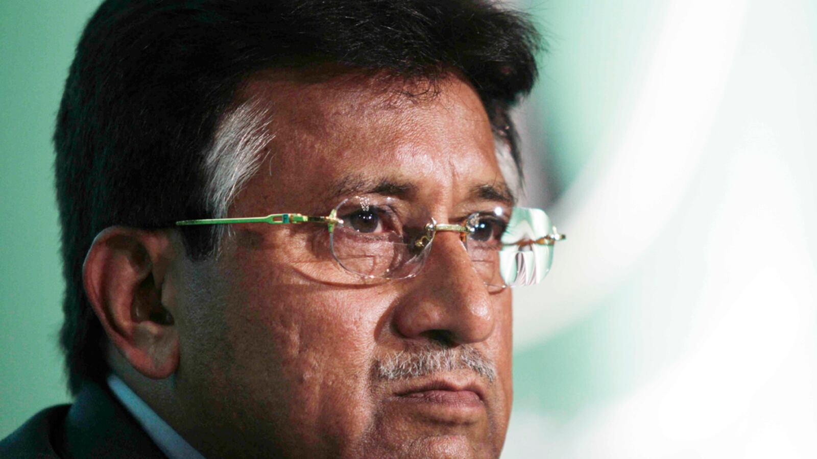 cheats/2012/01/08/musharraf-to-return-to-pakistan/pakistan-musharraf-to-be-arrested-bhutto-cheat_zqnncj