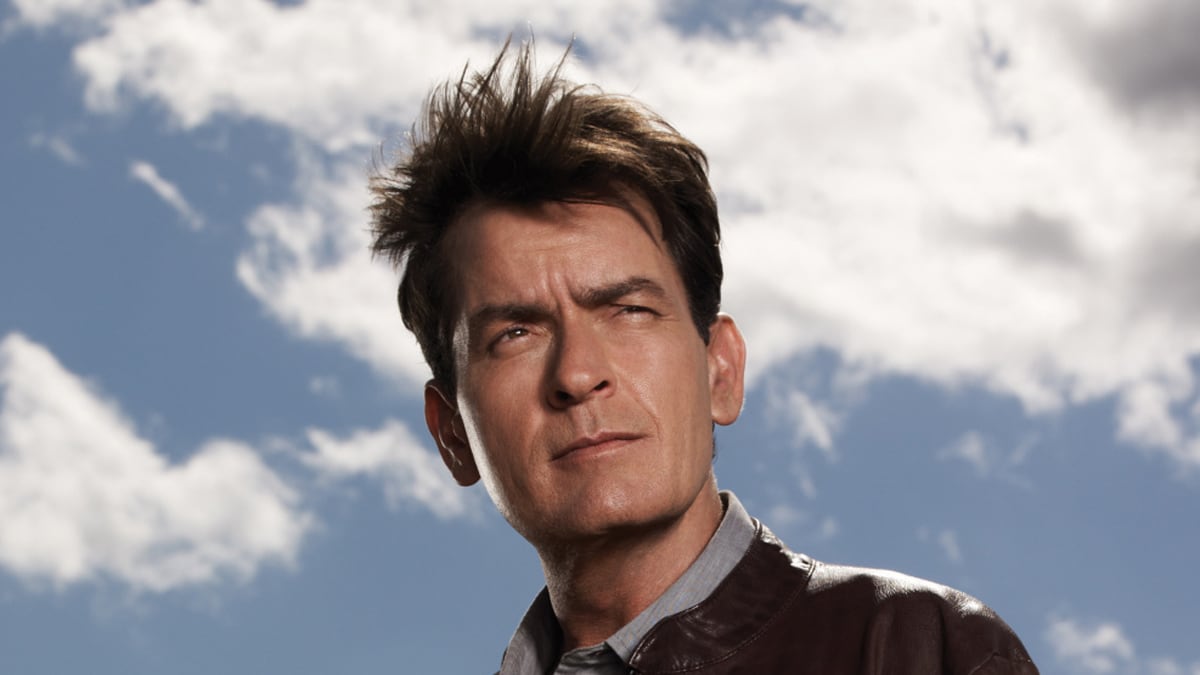 articles/2012/07/23/charlie-sheen-anger-management-on-fx-directv-fiat/charlie-sheen-anger-management-fernandez_vjkgaf