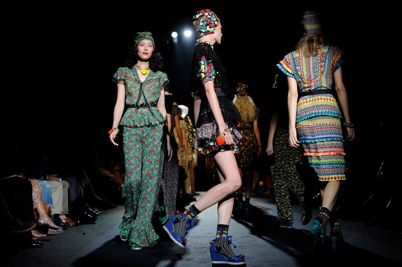 galleries/2011/09/15/new-york-fashion-week-day-7/fashion-day-7-anna-sui_joyrwo