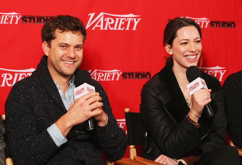 galleries/2012/01/24/lizzie-olsen-kate-bosworth-sundance-film-festival-red-carpet-photos/sundance-redcarpet-joshua-jackson_xk8khm