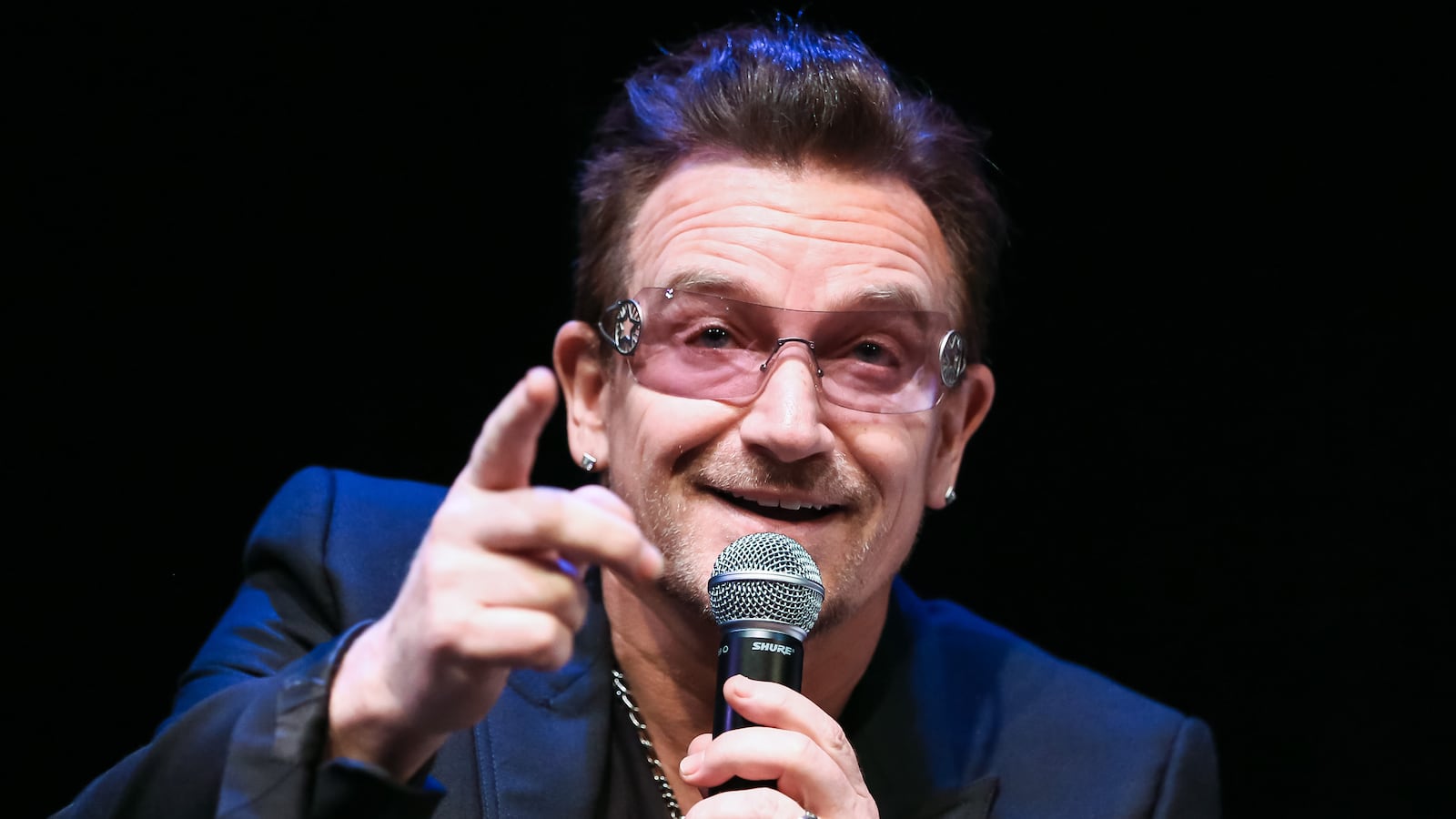articles/2014/03/15/can-heritage-foundation-posterboy-bono-save-the-gop/140314-bono-gop-tease_maovho