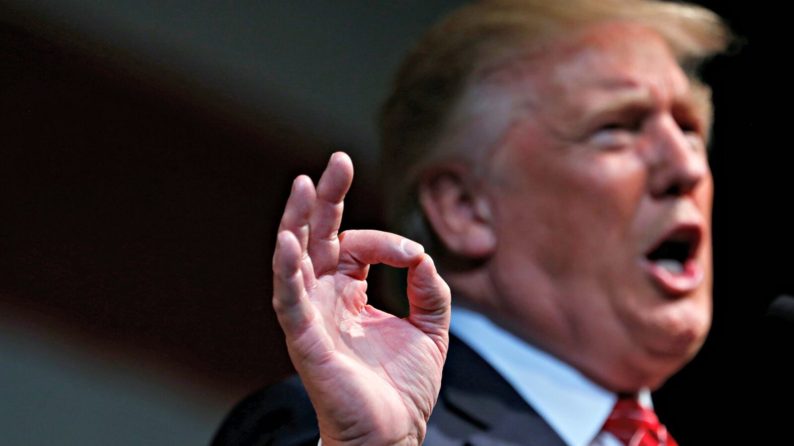 cheats/2016/08/10/poll-trump-s-support-among-women-down-13-since-rnc/160810-donald-trump-women-cheat_jzdlem