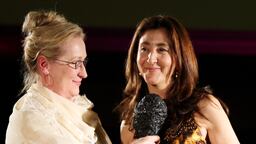 articles/2010/03/15/dvf-awards-salute-four-extraordinary-women/tdb-dvf-awards_88389_upome0