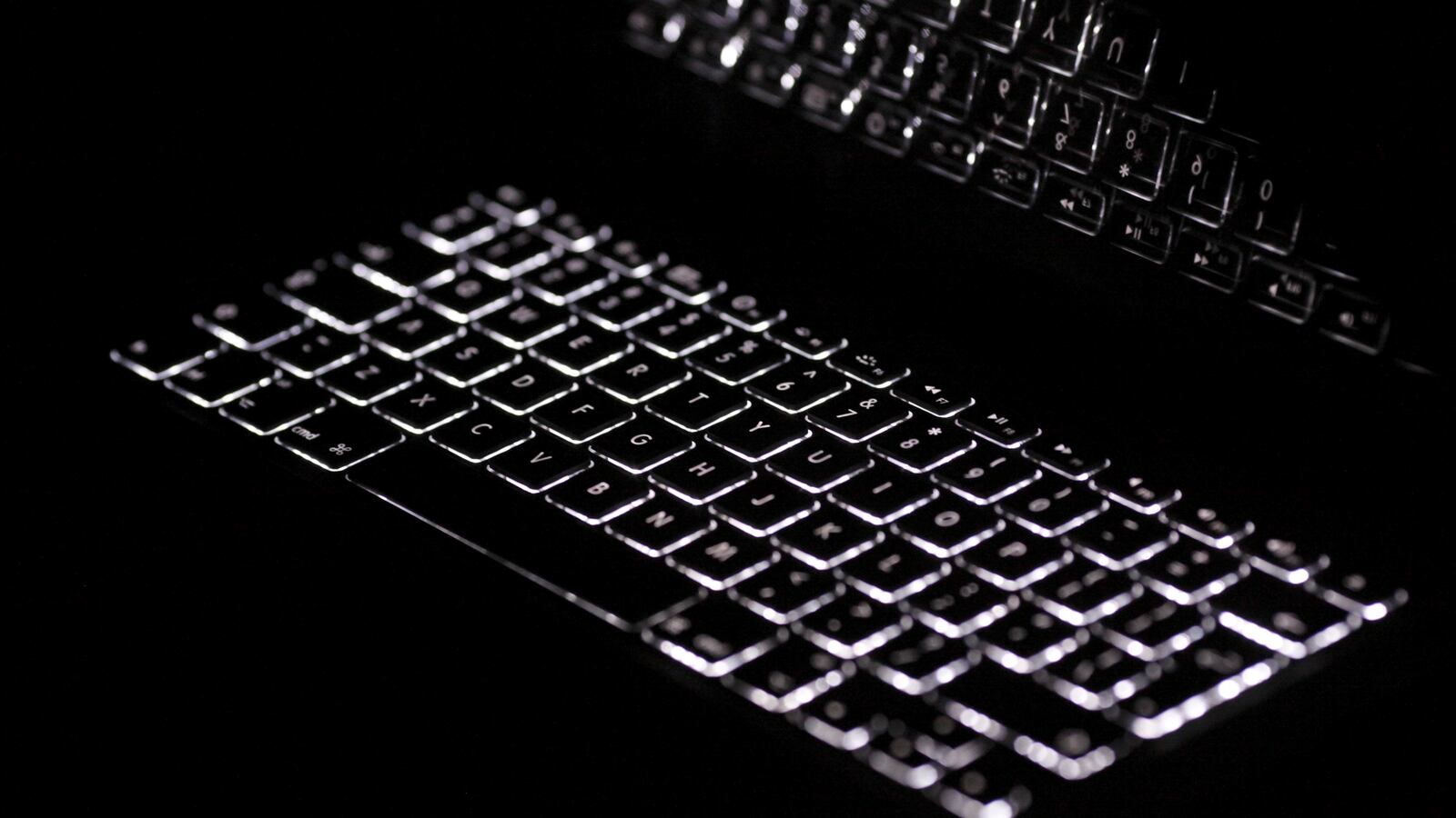 2019-01-28T193004Z_1_LYNXNPEF0R1IU_RTROPTP_4_POLAND_uetzov