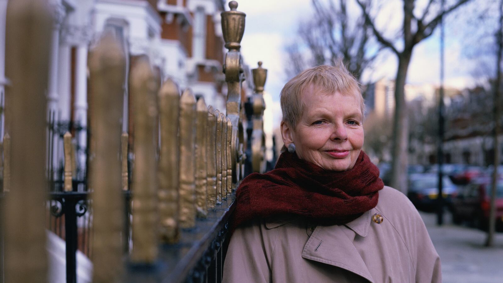 articles/2014/10/26/carol-shields-s-tale-of-secondhand-life/141025-rich-carol-shields-tease_l4zs0l