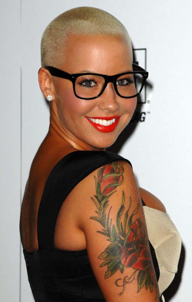 galleries/2011/06/20/lady-gaga-natalie-portman-britney-spears-and-more-bald-and-beautiful-women/bald-women-amber-rose-solomon-110619_exkxgt