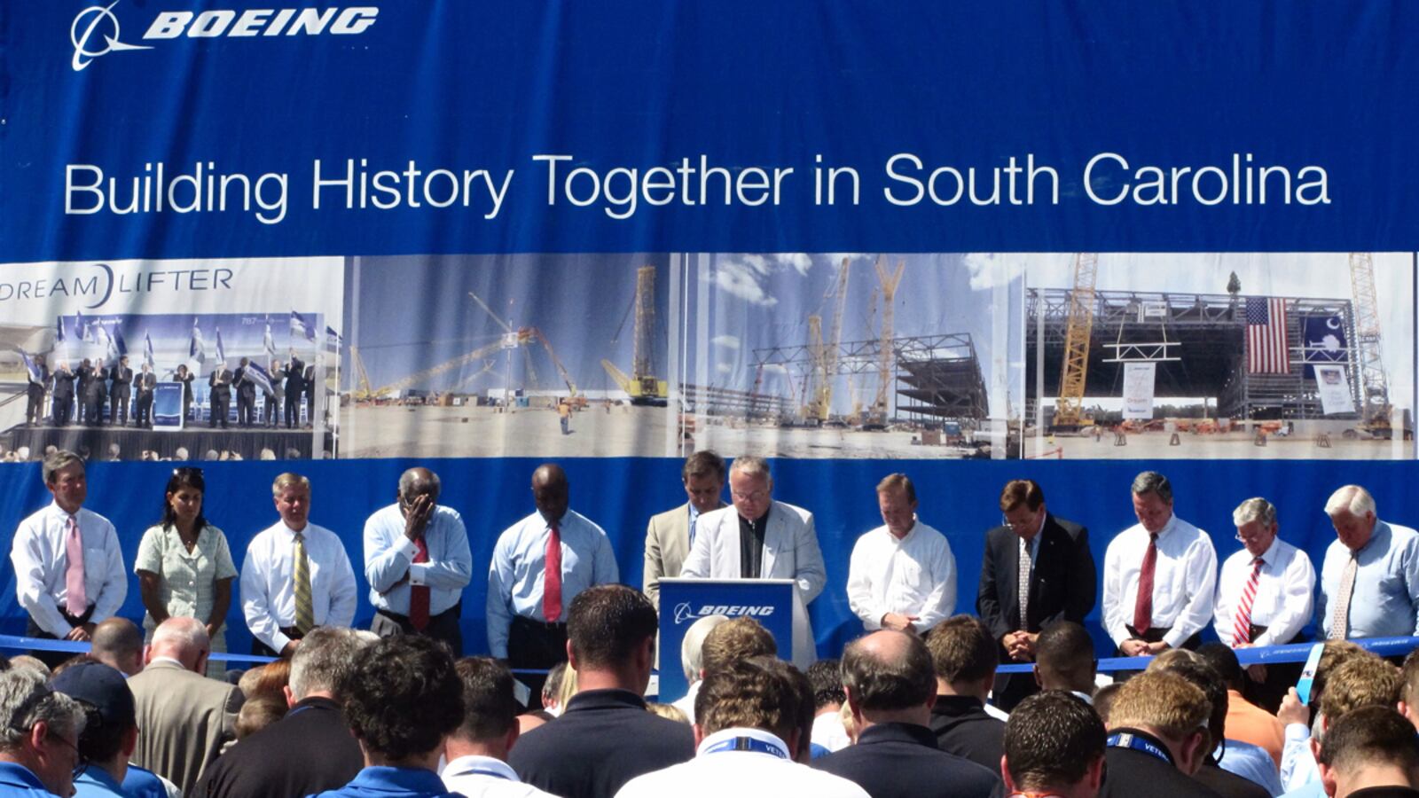 articles/2011/08/31/obama-s-boeing-union-headache-could-be-gop-2012-election-weapon/boeing-union-lawrence-teaser_popm4u