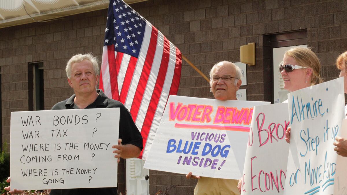 articles/2012/08/29/the-great-medicare-compromise/medicare-debate-rivlin-tease_mvzuto