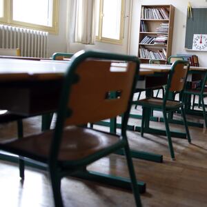 190210-new-york-school-noose-cheat_bq5wh3