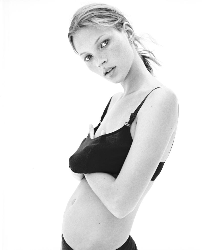 galleries/2012/11/15/kate-the-kate-moss-book-published-by-rizzoli-photos/14kate-moss10_mjs4mw