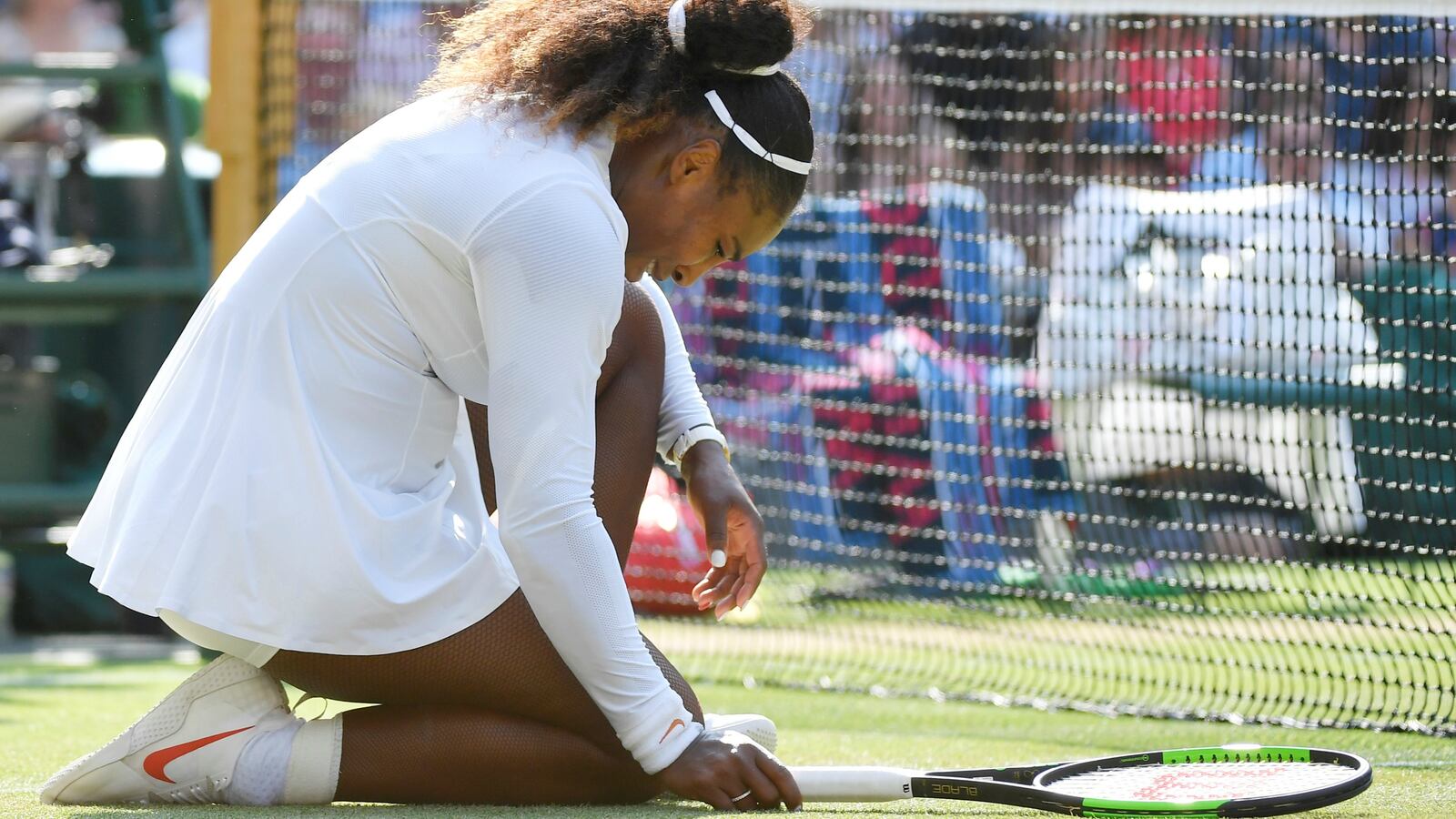 180714-serena-williams-wimbledon-defeat-cheat_vbkzfh
