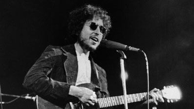 articles/2010/11/27/bob-dylan-concerts-at-terminal-5/wilentz-dylan_124020_azqxmf