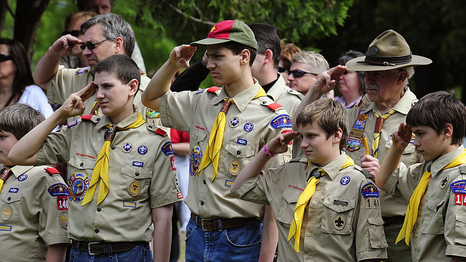cheats/2013/02/04/obama-drop-gay-ban-boy-scouts/130204-gays-boy-scouts-cheat_vf2gqf