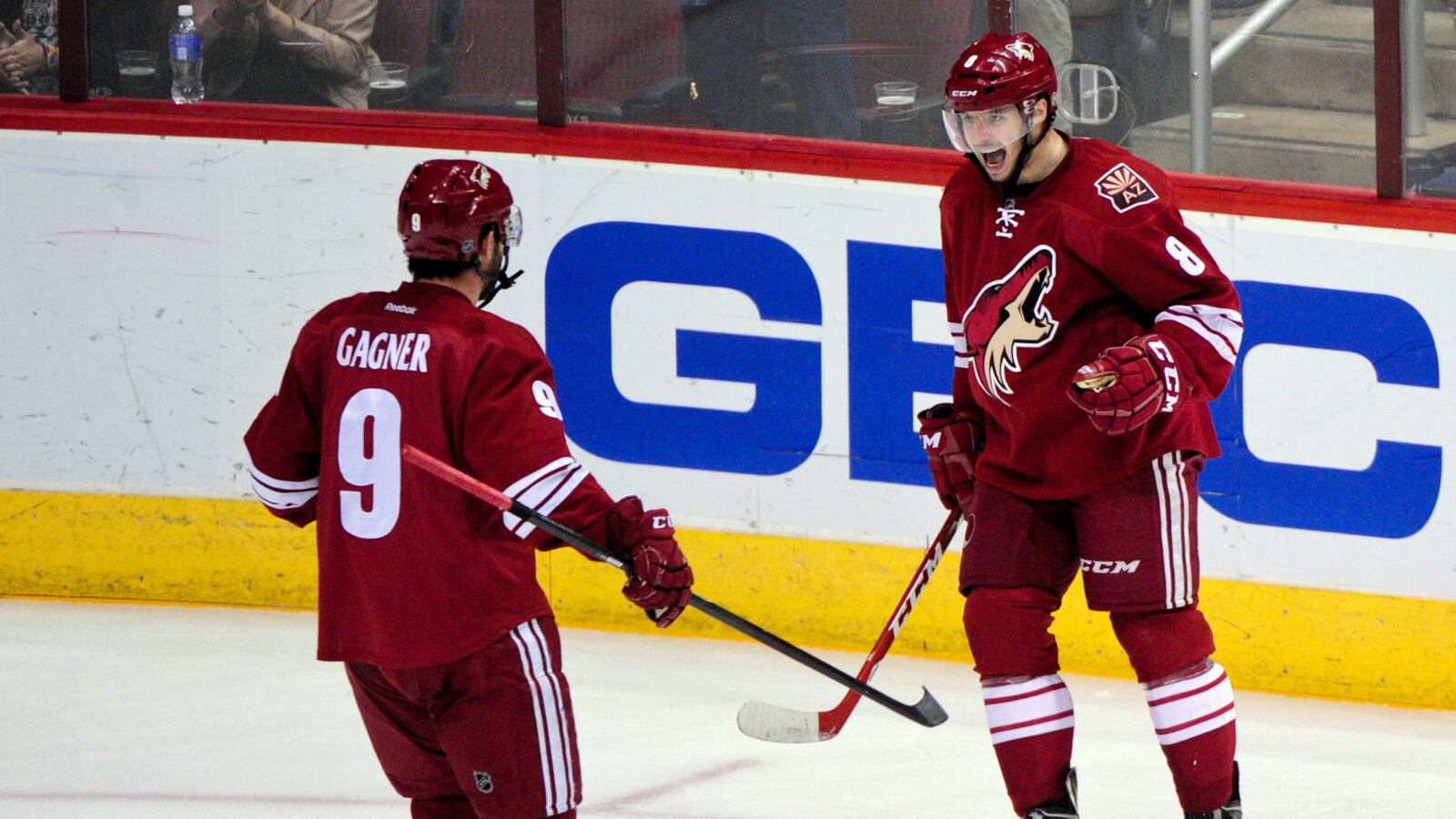 cheats/2015/06/10/arizona-coyotes-lease-deal-canceled/150610-arizona-coyotes-cheat_munj0b