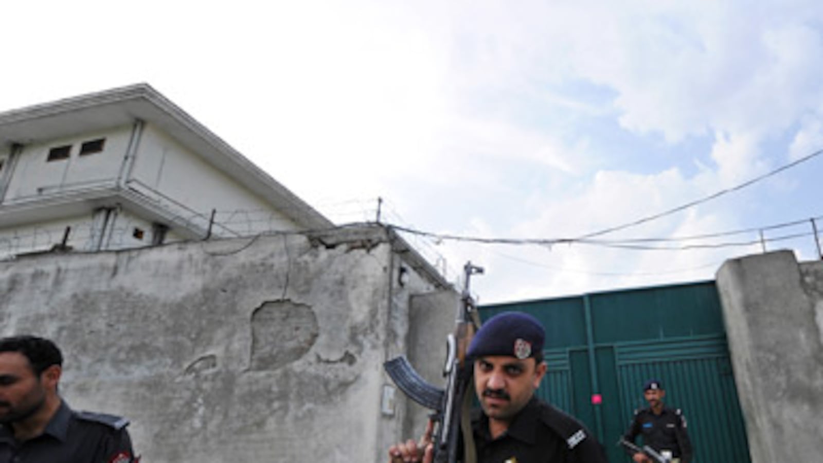 cheats/2011/05/05/bin-laden-wife-didnt-leave-compound/did-pakistan-know_ojx6vi