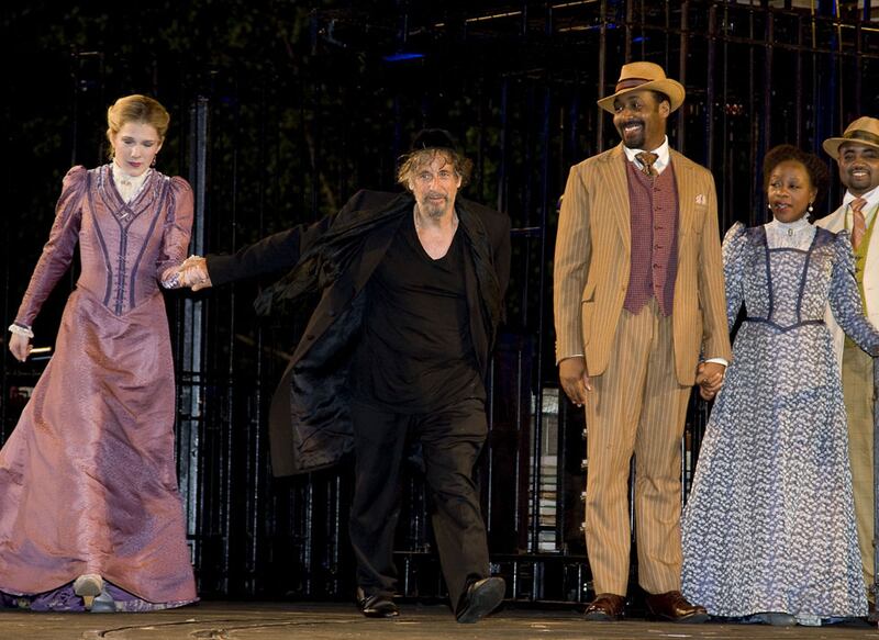 galleries/2010/09/04/16-haute-tickets-for-fall/fall-high-culture---merchant-of-venice_wkc4lt