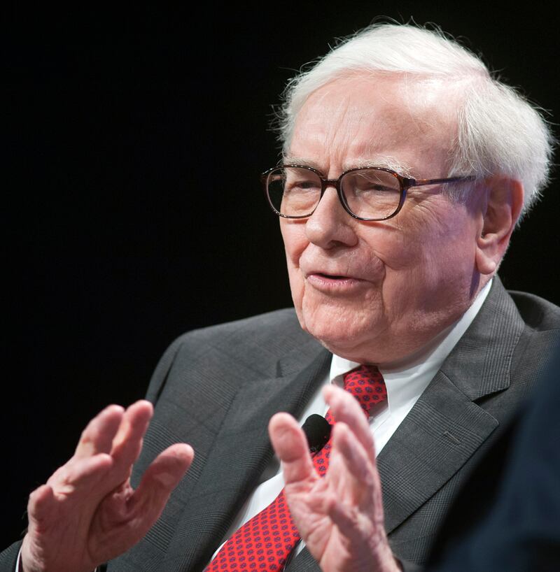 galleries/2012/07/07/rupert-murdoch-s-romney-tweets-see-other-seniors-on-twitter/130502-warren-buffett-seniors-on-twitter_yfthlj