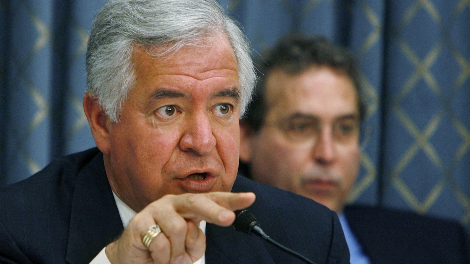 articles/2014/04/18/senior-democrat-nick-rahall-faces-tough-re-election-fight/140418-nick-rahall-jacobs-tease_ahmgi2