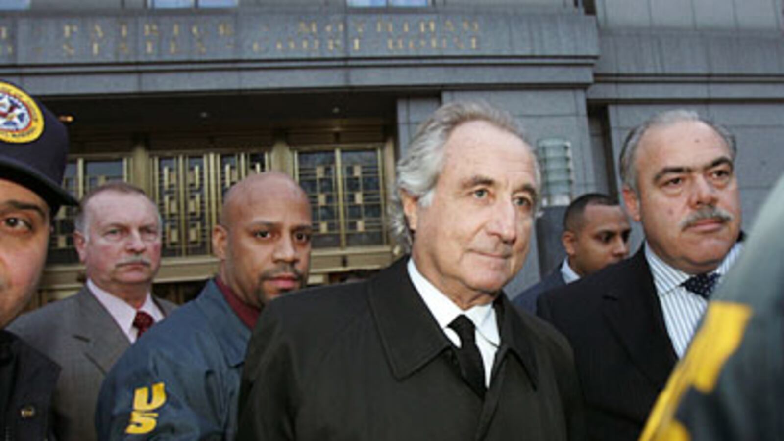 cheats/2009/01/12/madoff-to-stay-on-bail/bernie-madoff_gpfcfo