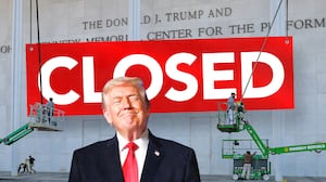 A "Closed" sign in front of the Kennedy Center.