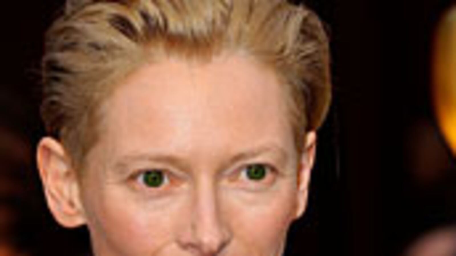 articles/2009/04/30/hollywoods-exquisite-alien/fortini-tilda-swinton_24639_vop2kn
