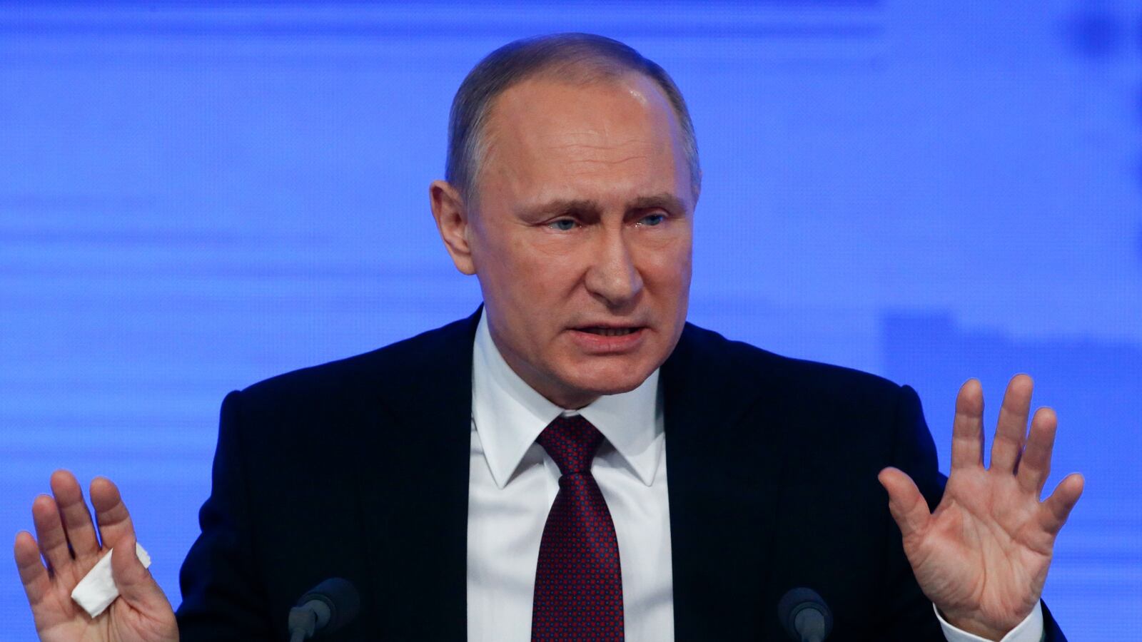 cheats/2016/12/23/putin-shrugs-off-trump-s-nuke-comments/161223-putin-nukes-cheat_rolu41