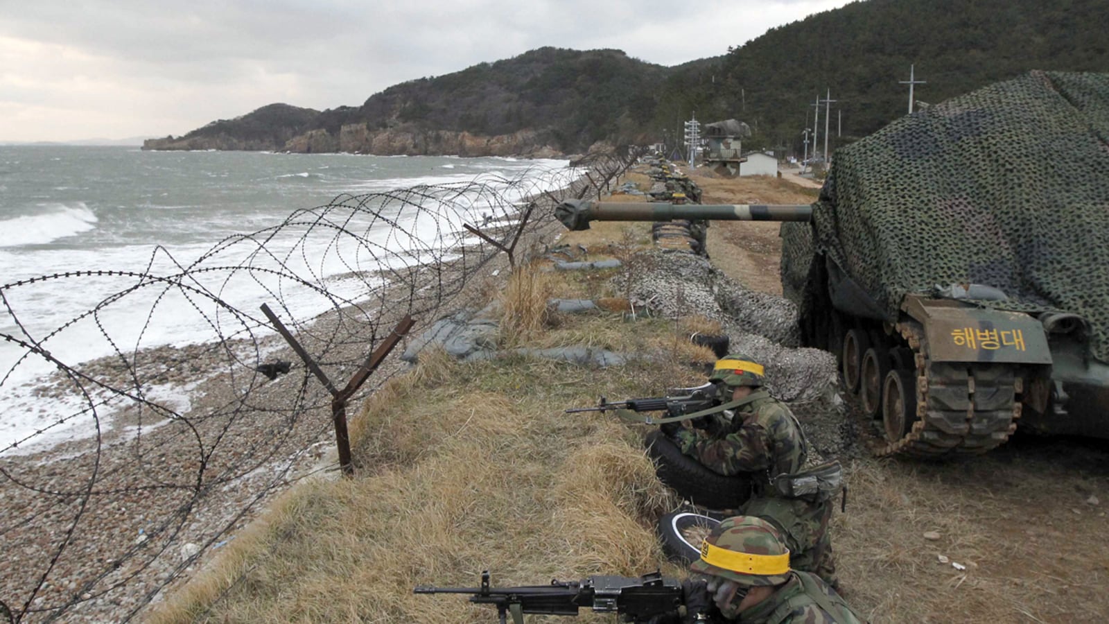 cheats/2012/02/26/kim-threatens-strike-against-south-korea/kim-threatens-strike-against-south-korea-cheat_bajyps