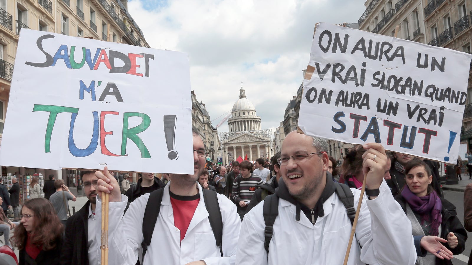 articles/2013/05/30/france-s-pointless-hopeless-battle-against-english/130529-roberts-france-tease_tpx5i9