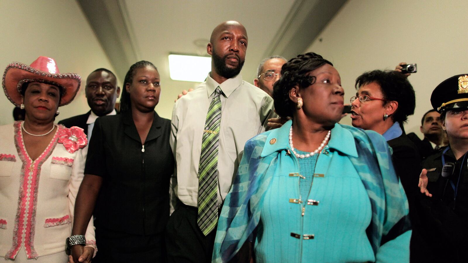 articles/2012/05/13/after-trayvon-martin-is-it-time-to-end-racial-profiling/green-racial-profiling-end-embed_yqaoby