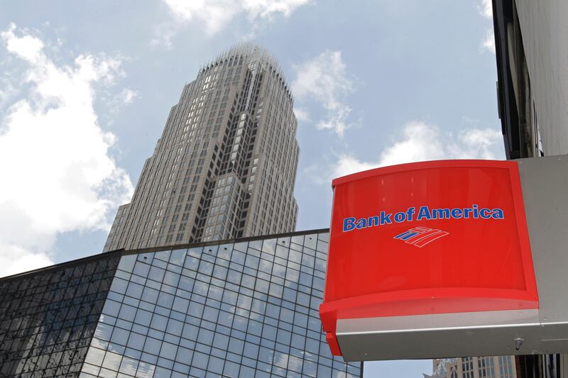 galleries/2012/01/30/wells-fargo-jp-morgan-goldman-sachs-fight-consumer-protection-law/bank-lobbies-bank-of-america_sg6dv7