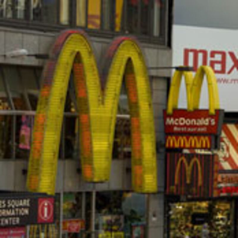 articles/2009/12/28/why-is-mcdonalds-getting-fancy/albo-mcdonalds_71649_qju957