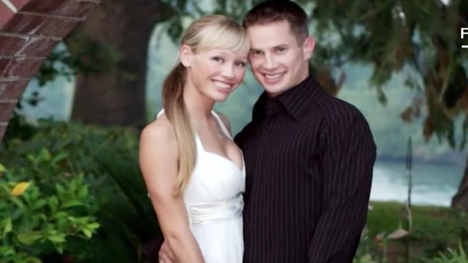 cheats/2016/11/25/police-searching-for-2-women-in-suv-in-ca-mother-s-abduction/161125-papini-women-suspects-suv-cheat_zwipot