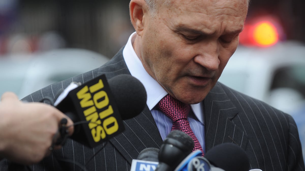 articles/2011/11/07/wayne-barrett-is-ray-kelly-to-blame-for-nypd-s-troubles/ray-kelly-barrett-tease_sienbn