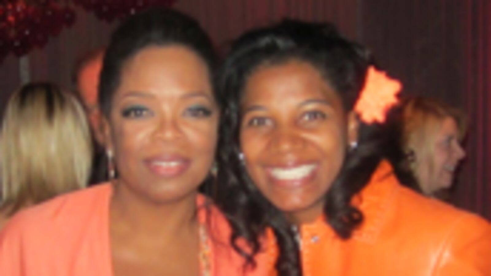articles/2011/05/24/oprah-show-the-end-for-oprah-winfreys-superfans/romano-oprah-fans_182924_zea1g3