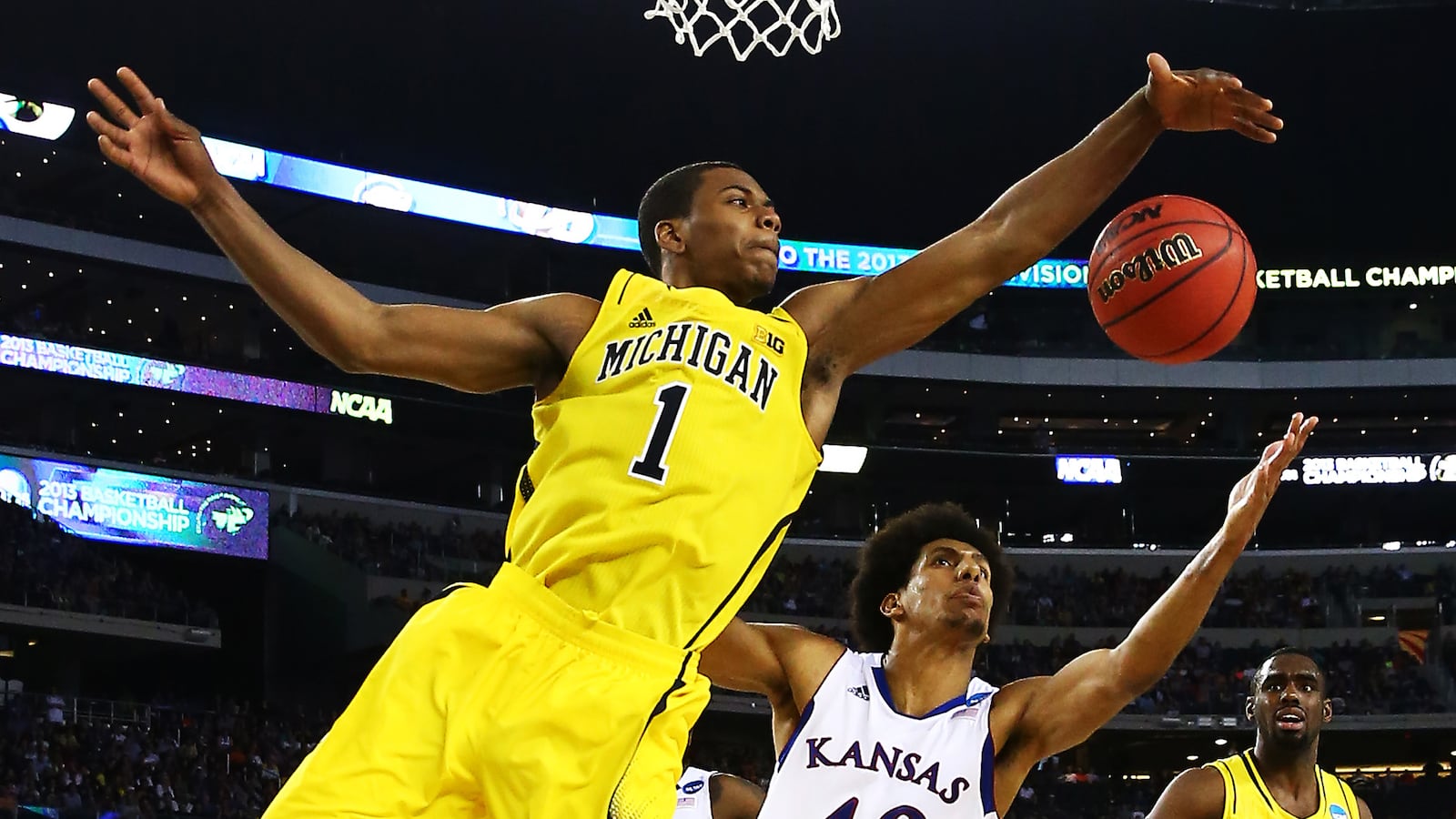 cheats/2013/03/30/michigan-beats-kansas-in-overtime/130330-michigan-cheat_gkkafb