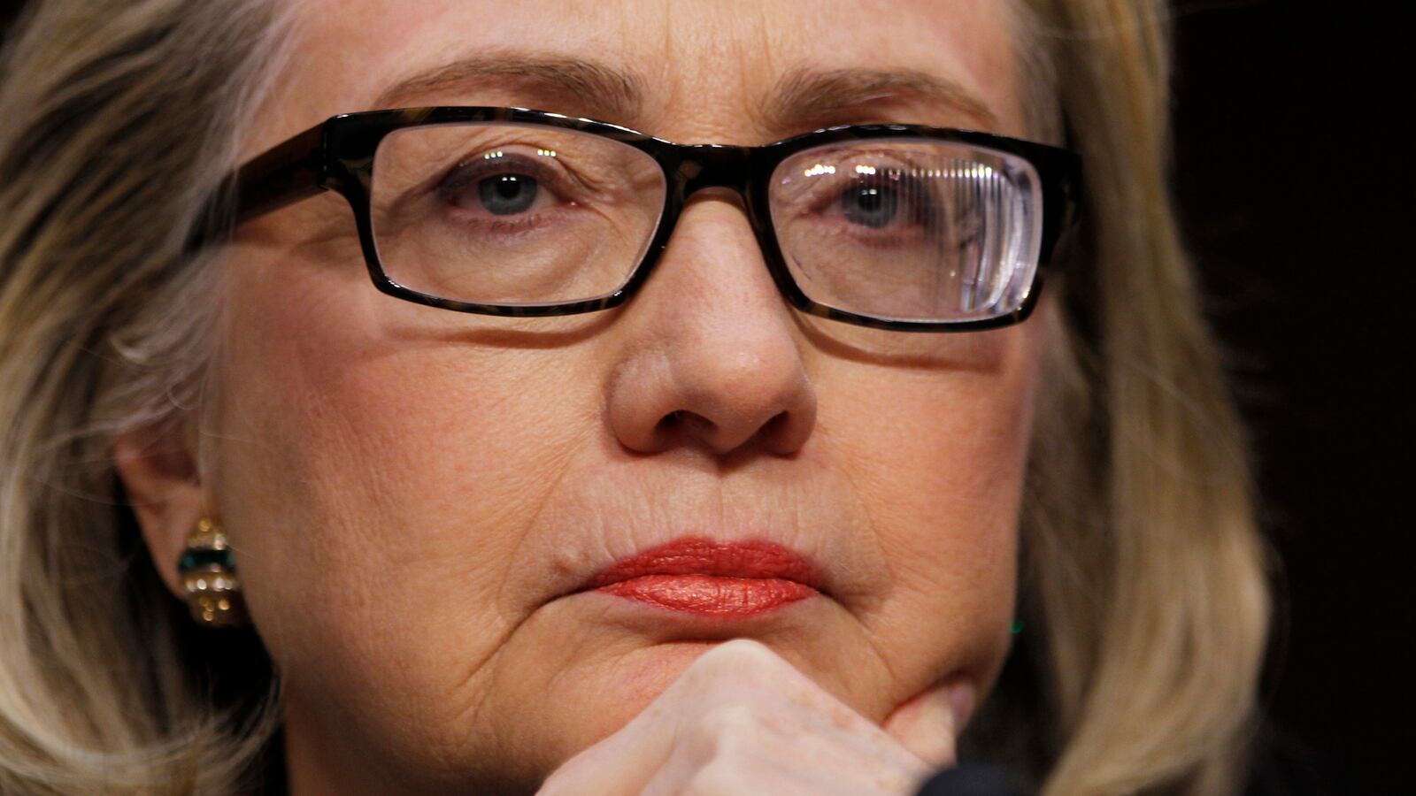 galleries/2014/01/15/the-hillary-haters-book-club-reading-list/140114-hillary-haters-books-intro_dixydq