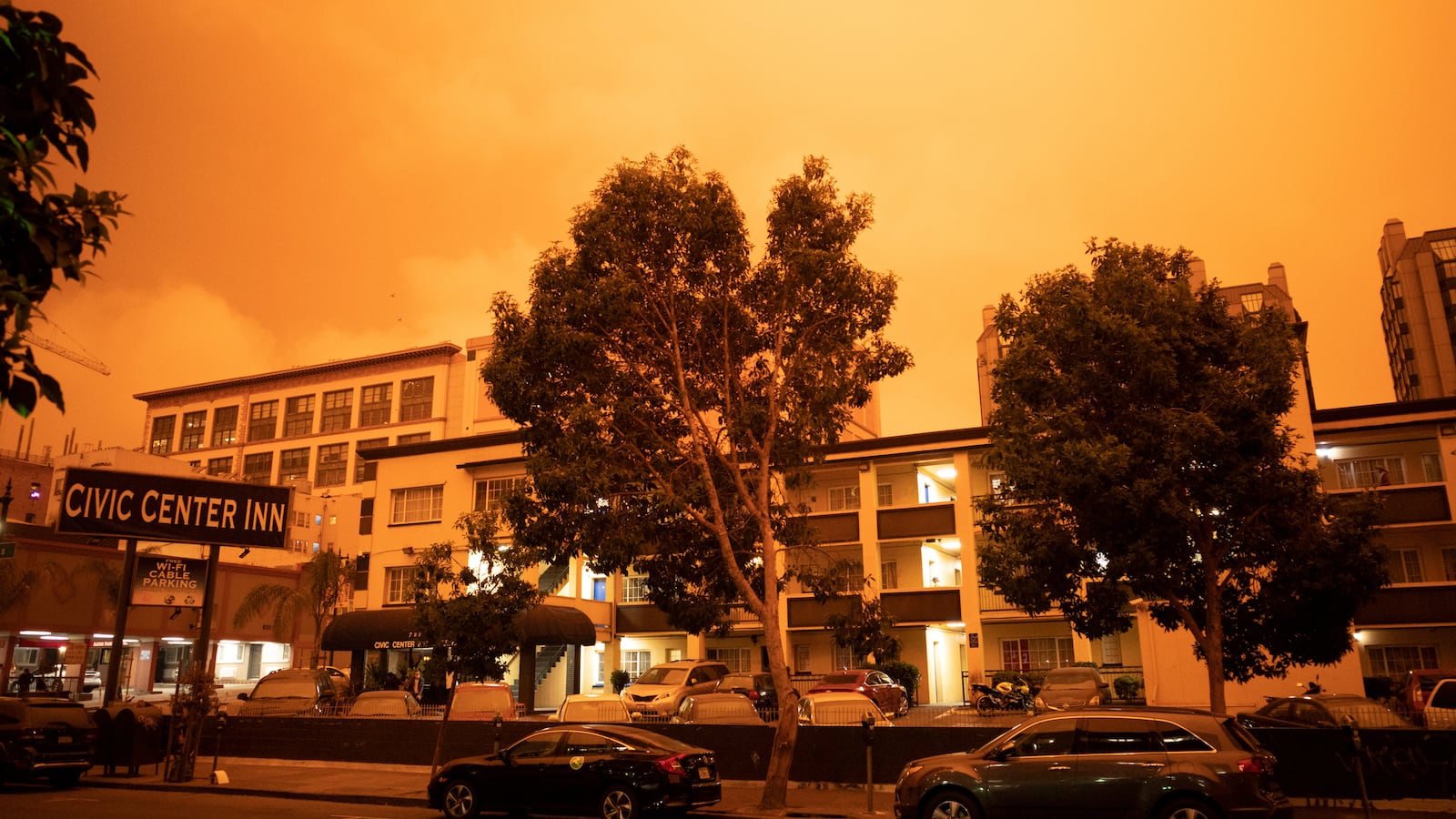 2020-09-10T092032Z_1400230662_RC2LVI9FJC5P_RTRMADP_3_USA-WILDIFRES-CALIFORNIA_nozgxu