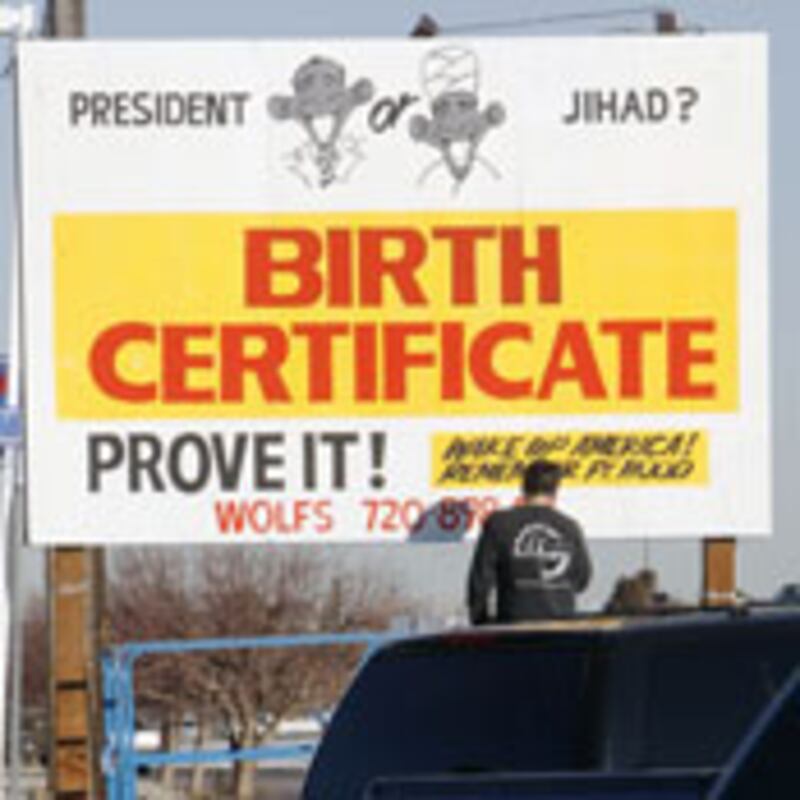 articles/2010/02/06/joe-farah-goes-the-full-birther/avlon-tea-party_80183_ynbwrd