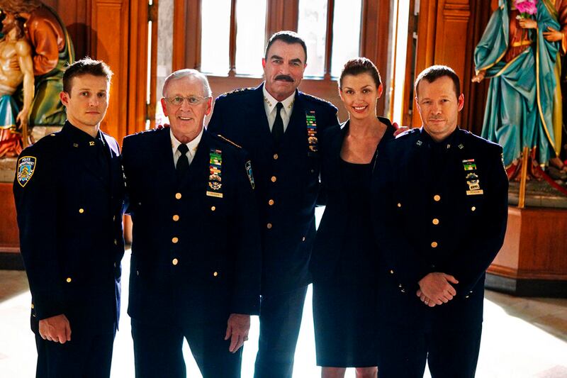 galleries/2011/09/13/fall-tv-preview-the-good-wife-dexter-bones-and-more-cliffhangers-photos/clffhangers-blue-bloods-15_ahndl8