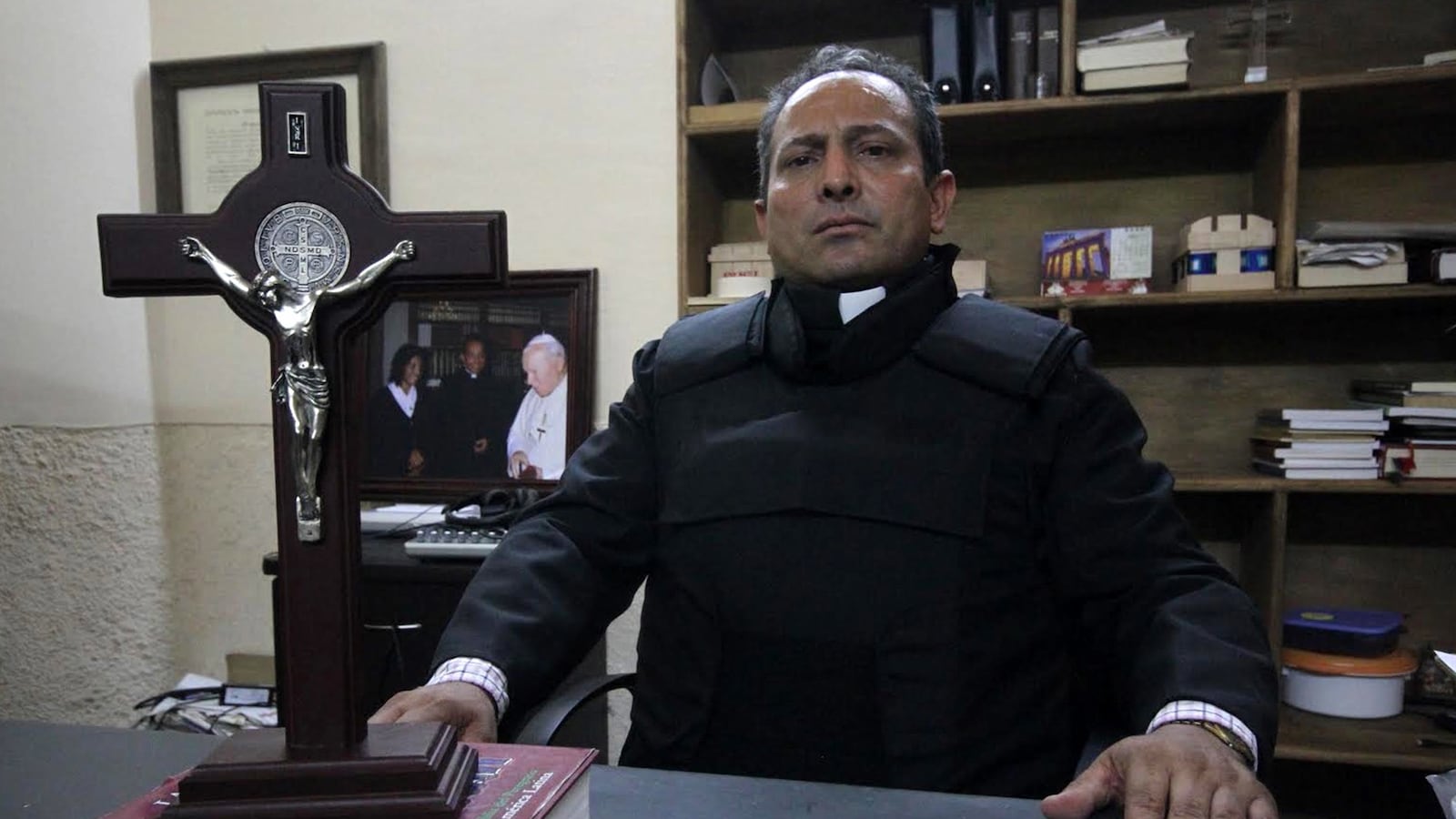 articles/2014/11/18/mexico-s-holy-warrior-against-the-cartels/141117-mcgahan-mexico-tease_iwdztq