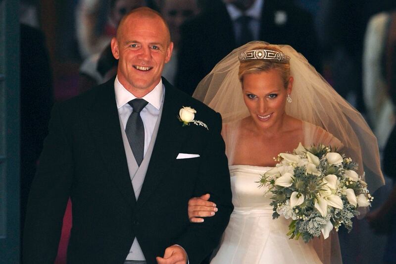 galleries/2011/07/30/zara-phillips-mike-tindall-wed-photos/bride-groom-front-phillips-wedding_m0plap