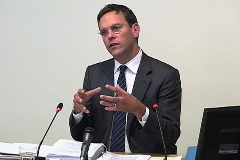 articles/2012/04/24/james-murdoch-grilled-by-leveson-inquiry-s-lead-counsel-robert-jay/giglio-murdoch-leveson_lm4axm