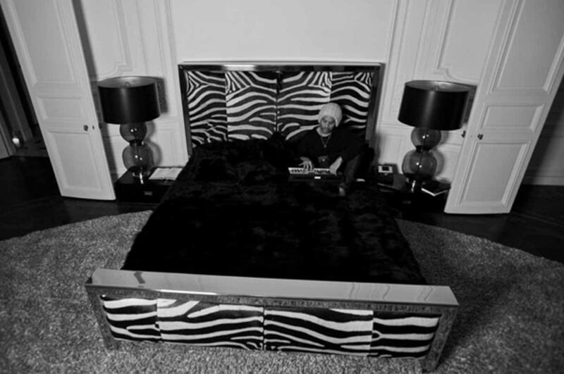 galleries/2010/12/30/best-celebrity-twit-pics/twitpi0102---lenny-kravitz_wcccoy