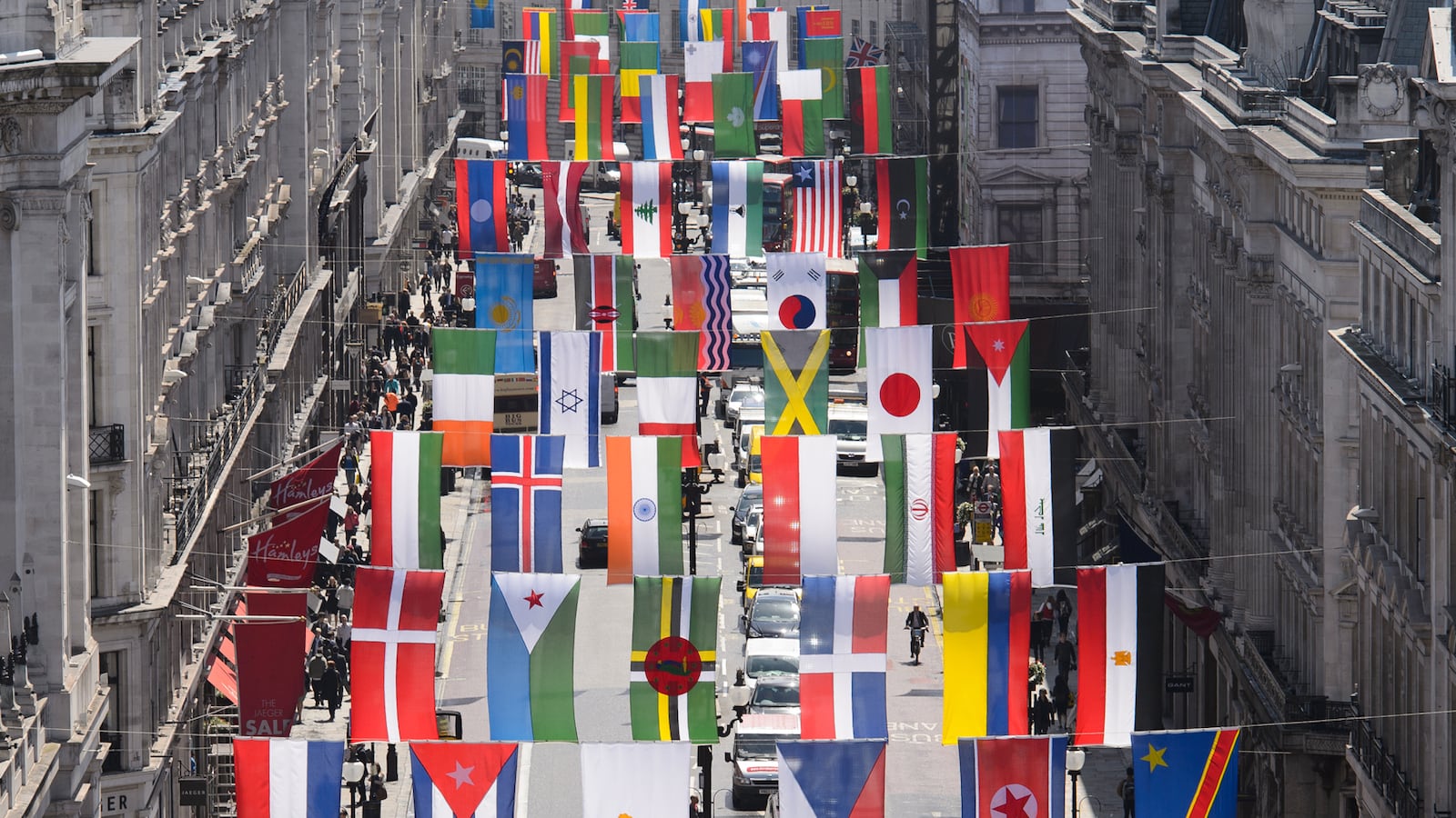 articles/2012/07/05/join-the-manifesto-for-global-economic-recovery/global-manifesto-embed_hoh0hr