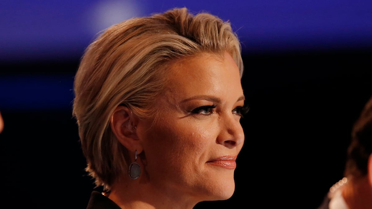 cheats/2016/11/15/trump-threatened-kelly-for-rape-report/161115-megyn-kelly-book-trump-bully-cheat_e1cbft