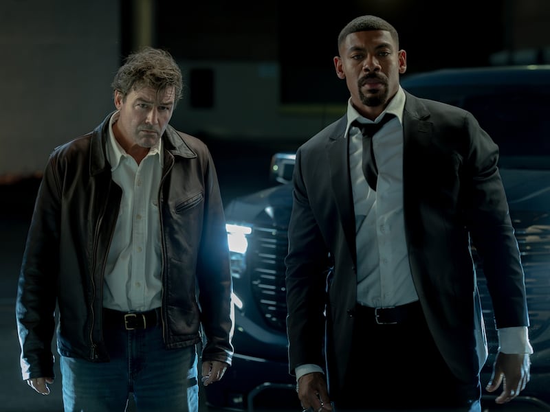 Kyle Chandler and Aaron Pierre