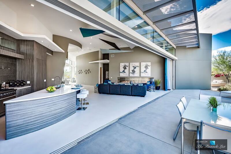 180213-mcnearney-omg-i-want-this-house-ranch-mirage-24_ykzco3