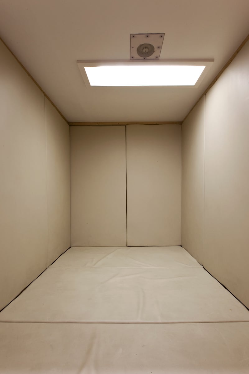 galleries/2012/10/21/a-look-inside-juvenile-in-justice-by-richard-ross-photos/juvenile-injustice-4_ru4yjb