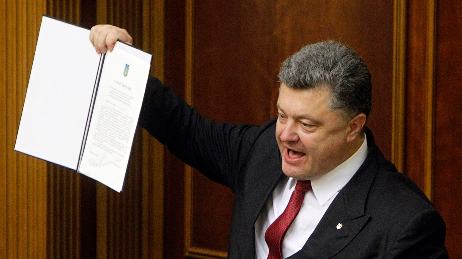 cheats/2014/09/16/ukraine-passes-eastern-autonomy-bills/140916-ukriane-cheat_fivqcl