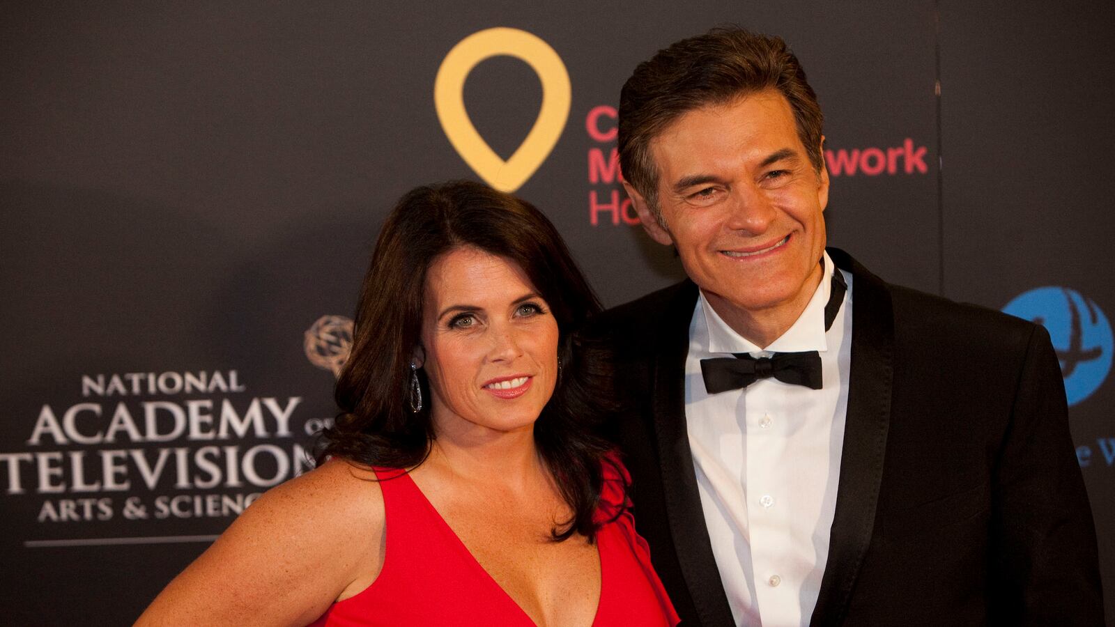 cheats/2015/04/21/dr-oz-to-address-doc-criticisms/150421-dr-oz-controversy-cheat_te3n8w